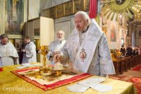 Божественная литургия в Свято-Петро-Павловском кафедральном соборе г.Гомеля