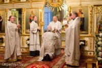 Божественная литургия в Свято-Петро-Павловском кафедральном соборе г.Гомеля