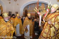 В Свято-Никольском мужском монастыре города Гомеля состоялось праздничное архиерейское богослужение, посвященное 20-летию обители