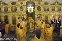 В Свято-Никольском мужском монастыре города Гомеля состоялось праздничное архиерейское богослужение, посвященное 20-летию обители