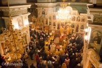 Вечернее богослужение с чтением акафиста нараспев