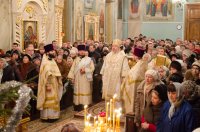 В праздник Рождества Христова Преосвященный Стефан совершил Божественную Литургию в кафедральном соборе города Гомеля В праздник Рождества Христова Преосвященный Стефан совершил Божественную Литургию в кафедральном соборе города Гомеля