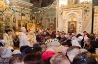 В праздник Рождества Христова Преосвященный Стефан совершил Божественную Литургию в кафедральном соборе города Гомеля В праздник Рождества Христова Преосвященный Стефан совершил Божественную Литургию в кафедральном соборе города Гомеля