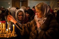 В праздник Рождества Христова Преосвященный Стефан совершил Божественную Литургию в кафедральном соборе города Гомеля В праздник Рождества Христова Преосвященный Стефан совершил Божественную Литургию в кафедральном соборе города Гомеля