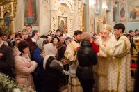 В праздник Рождества Христова Преосвященный Стефан совершил Божественную Литургию в кафедральном соборе города Гомеля В праздник Рождества Христова Преосвященный Стефан совершил Божественную Литургию в кафедральном соборе города Гомеля