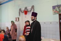 В детском отделении психоневрологического диспансера г. Гомеля состоялось праздничное выступление певчих Свято-Петро-Павловского кафедрального собора