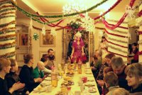 Театрализованное действо с участием новогодних персонажей