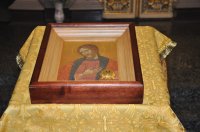 Для поклонения верующих была принесена икона с частицей мощей св.блг.кн. Александра Невского Для поклонения верующих была принесена икона с частицей мощей св.блг.кн. Александра Невского