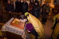 Для поклонения верующих была принесена икона с частицей мощей св.блг.кн. Александра Невского Для поклонения верующих была принесена икона с частицей мощей св.блг.кн. Александра Невского