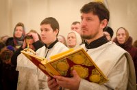 Освящение престола крестильного храма собора апп. Петра и Павла г.Гомеля. Освящение престола крестильного храма собора апп. Петра и Павла г.Гомеля.