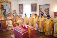 Божественная литургия в день празднования Собора Вселенских учителей и святителей Василия Великого, Григория Богослова и Иоанна Златоуста