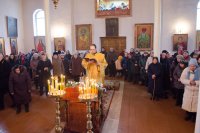 Божественная литургия в день празднования Собора Вселенских учителей и святителей Василия Великого, Григория Богослова и Иоанна Златоуста