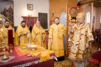 Божественная литургия в день празднования Собора Вселенских учителей и святителей Василия Великого, Григория Богослова и Иоанна Златоуста