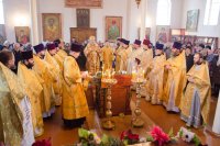 Божественная литургия в день празднования Собора Вселенских учителей и святителей Василия Великого, Григория Богослова и Иоанна Златоуста