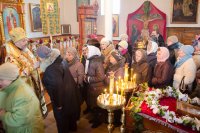 Божественная литургия в день празднования Собора Вселенских учителей и святителей Василия Великого, Григория Богослова и Иоанна Златоуста