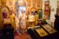 Божественная литургия в Свято-Тихвинском женском монастыре