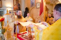 Божественная литургия в Свято-Тихвинском женском монастыре