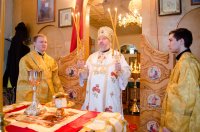 Божественная литургия в Свято-Тихвинском женском монастыре