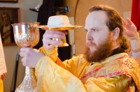 Божественная литургия в Свято-Тихвинском женском монастыре