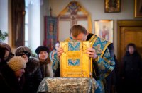 Божественная литургия в день празднования Сретения Господня