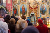 Божественная литургия в день празднования Сретения Господня