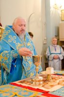 Божественная литургия в день празднования Сретения Господня