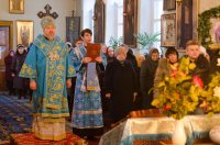 Божественная литургия в день празднования Сретения Господня