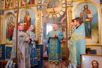 Божественная литургия в день празднования Сретения Господня