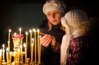 Вечернее богослужение в Свято-Петро-Павловском кафедральном соборе города Гомеля