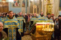 Вечернее богослужение в Свято-Петро-Павловском кафедральном соборе города Гомеля