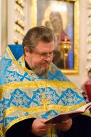 Вечернее богослужение в Свято-Петро-Павловском кафедральном соборе города Гомеля