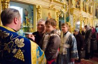 Вечернее богослужение в Свято-Петро-Павловском кафедральном соборе города Гомеля