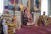 Преосвященнейший Стефан совершил Божественную литургию Преждеосвященных Даров