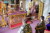 Преосвященнейший Стефан совершил Божественную литургию Преждеосвященных Даров