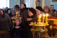 Преосвященнейший Стефан совершил Божественную литургию Преждеосвященных Даров