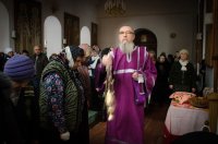 Преосвященнейший Стефан совершил Божественную литургию Преждеосвященных Даров в Свято-Никольском мужском монастыре г.Гомеля