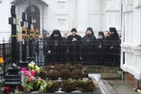 Преосвященнейший Стефан совершил Божественную литургию Преждеосвященных Даров в Свято-Никольском мужском монастыре г.Гомеля