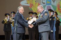 Преосвященнеший Стефан принял участие в концерте-поздравлении, посвященном Дню милиции