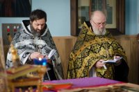 Преосвященнейший Стефан возглавил Божественную литургию Преждеосвященных Даров в Свято-Успенском соборе г.Речицы