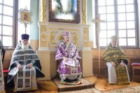 Преосвященнейший Стефан возглавил Божественную литургию Преждеосвященных Даров в Свято-Успенском соборе г.Речицы