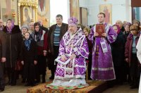 Преосвященнейший Стефан возглавил Божественную литургию Преждеосвященных Даров в Свято-Успенском соборе г.Речицы