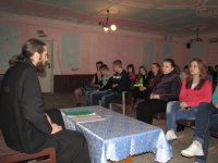 Священнослужитель встретился со студентами Лоевского государственного колледжа Священнослужитель встретился со студентами Лоевского государственного колледжа
