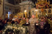 Утреня с погребением Плащаницы Утреня с погребением Плащаницы