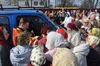 Благодатный Огонь в сопровождении передвижной звонницы доставлен в храмы Гомеля (ОБНОВЛЕНО)