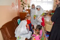 Сестры милосердия "святой мученицы Татианы" посетили отделение районной больницы и социально-педагогический центр г.Речицы