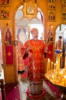 Божественная литургия в день иконы Божией Матери "Живоносный Источник"