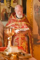 Божественная литургия в день иконы Божией Матери "Живоносный Источник"