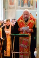 Вечернее богослужение в Свято-Петро-Павловском кафедральном соборе города Гомеля