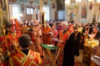 Вечернее богослужение в Свято-Петро-Павловском кафедральном соборе города Гомеля