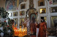 Божественная литургия в Неделю жен-мироносиц